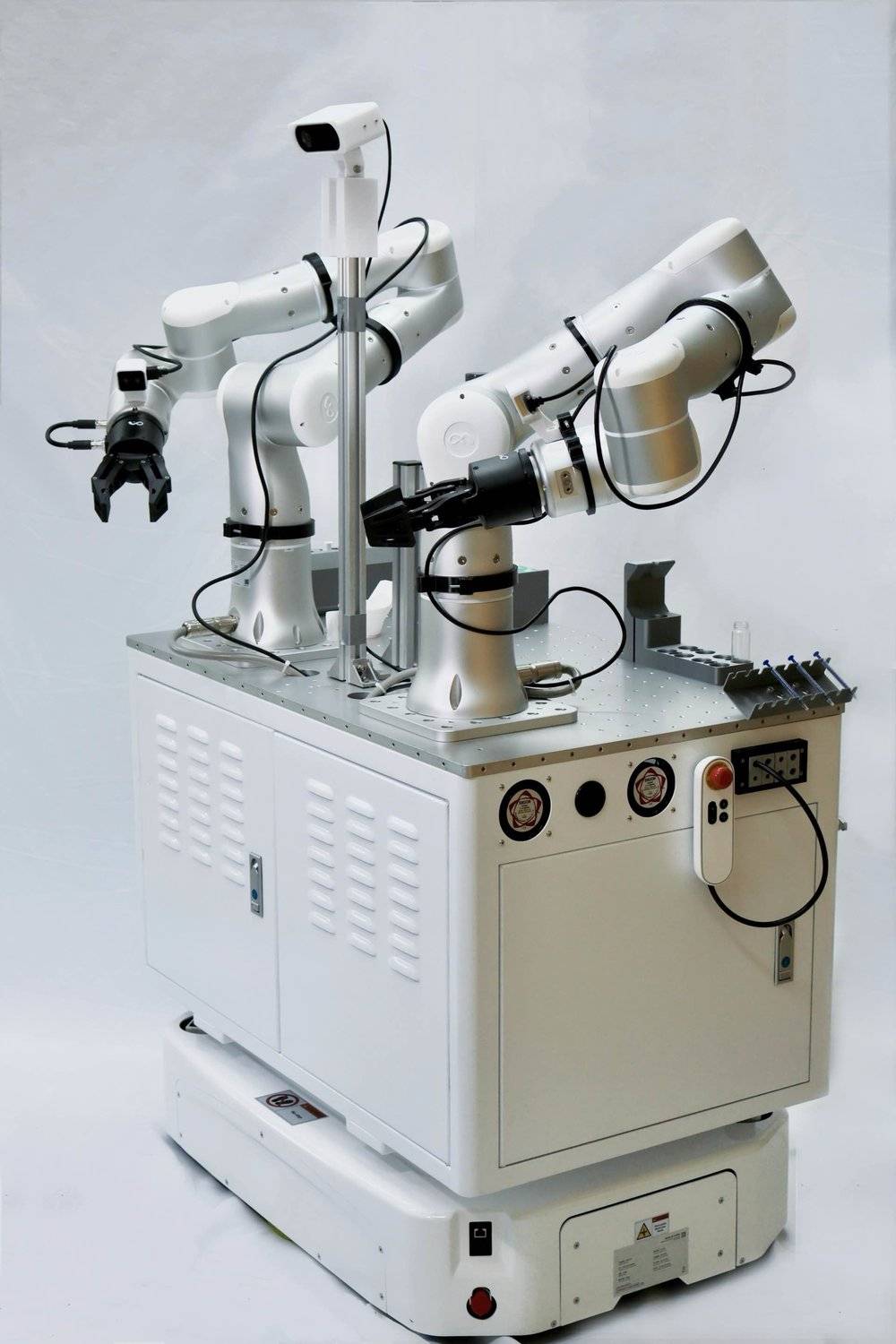 C12的机器人产品LabBot